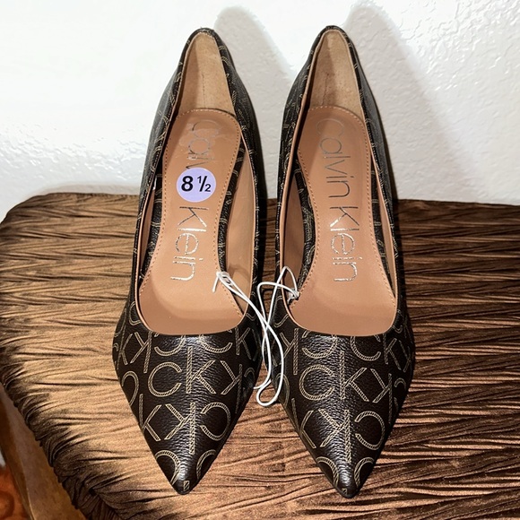 NWOT Calvin Klein KCGIANA-R 8.5M Women’s 3” Heels - Picture 4 of 11